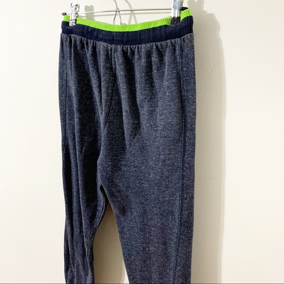 Puma Youth Joggers Banded with Drawstring Waistline Cuffs Side Pockets 🟦🟩⬜️ - Picture 5 of 10